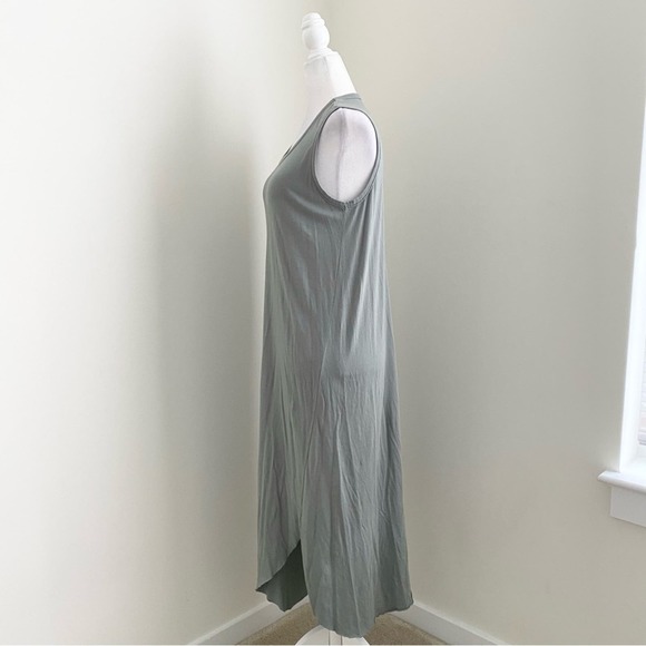 Frank & Eileen Green Sleeveless Sheath Dress with Slit - Picture 4 of 7